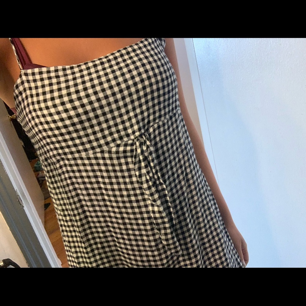 such a cute summery dress